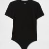 Body tipo tanga con camiseta de punto cerrado Body tipo tanga con camiseta de punto cerrado