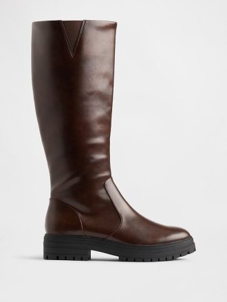 Botas altas con suela de tacos de cuero vegano