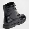 Botas con cordones y encanto para niños Botas con cordones y encanto para niños