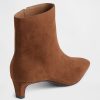 Botas puntiagudas con tacón de gatito Botas puntiagudas con tacón de gatito