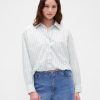 Camisa con dobladillo abullonado Camisa con dobladillo abullonado