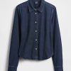Camisa corta ajustada de mezclilla Camisa corta ajustada de mezclilla