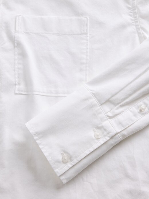 Camisa corta Oxford de algodón orgánico con dobladillo recto Camisa corta Oxford de algodón orgánico con dobladillo recto