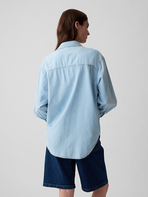 Camisa grande de mezclilla Chambray Camisa grande de mezclilla Chambray