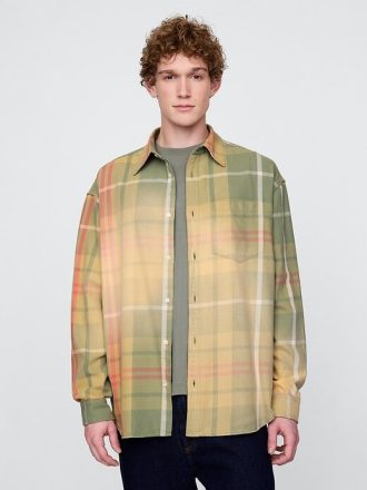 Camisa grande de sarga lavada por el sol