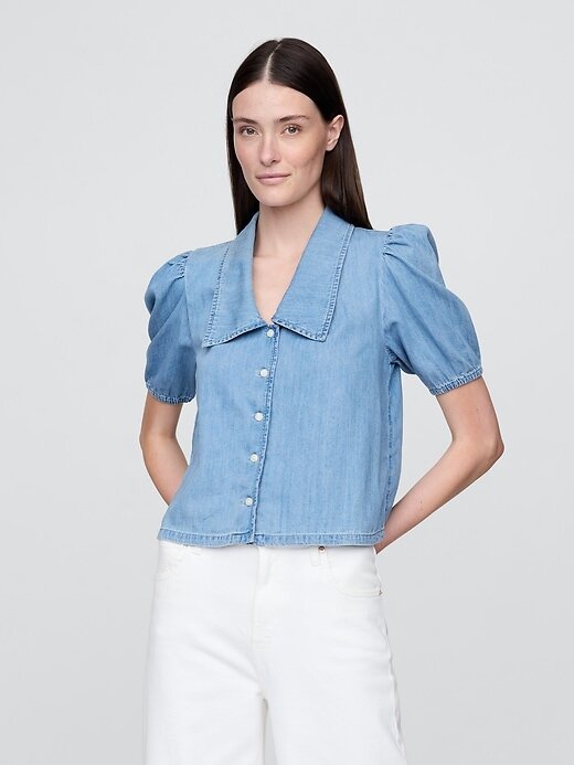 Camisa vaquera con cuello y mangas abullonadas Camisa vaquera con cuello y mangas abullonadas
