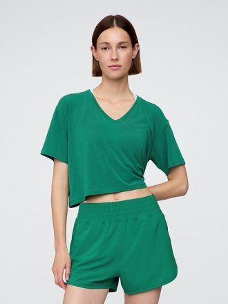 Camiseta corta con cuello en V GapFit Breathe