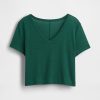 Camiseta corta de mezcla de lino con cuello en V