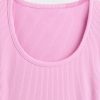 Camiseta corta moderna con cuello redondo y canalé Camiseta corta moderna con cuello redondo y canalé