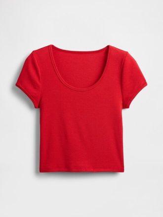Camiseta corta moderna con mangas cortas