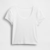 Camiseta corta moderna con mangas cortas Camiseta corta moderna con mangas cortas