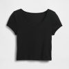 Camiseta corta moderna con mangas cortas Camiseta corta moderna con mangas cortas