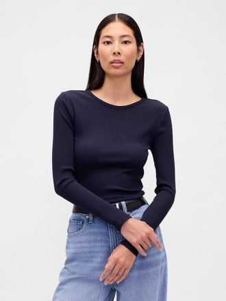 Camiseta corta moderna de canalé
