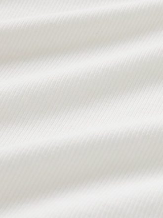 Camiseta corta moderna de canalé