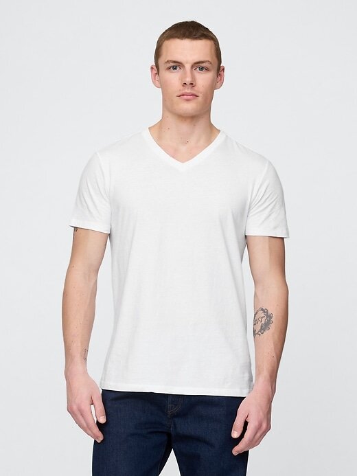 Camiseta de algodón con cuello en V Camiseta de algodón con cuello en V