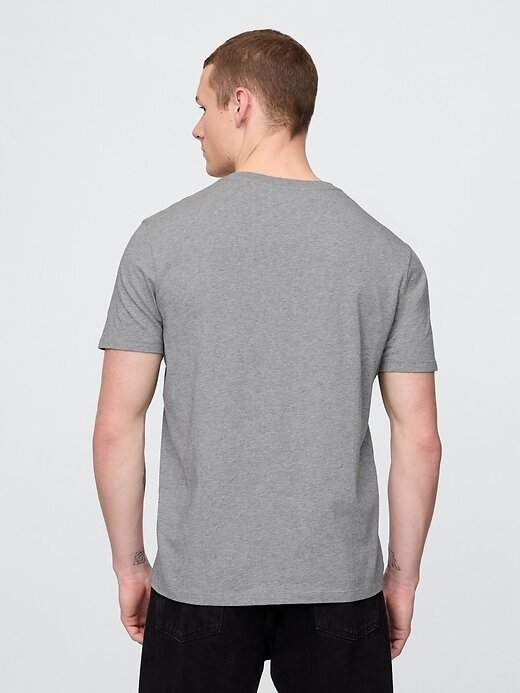 Camiseta de algodón con cuello en V Camiseta de algodón con cuello en V