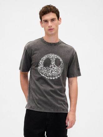 Camiseta de calavera de Gap × Disney de Tim Burton, Pesadilla antes de Navidad