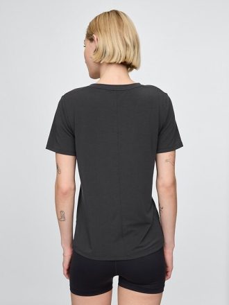 Camiseta GapFit Breathe