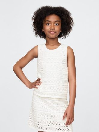 Camiseta sin mangas de crochet para niños