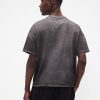 Camiseta vaquera de punto con bolsillo para adulto de Gap × BÉIS Camiseta vaquera de punto con bolsillo para adulto de Gap × BÉIS