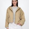 Chaqueta corta de nailon con capucha Chaqueta corta de nailon con capucha