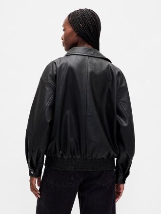 Chaqueta de cuero vegano de gran tamaño