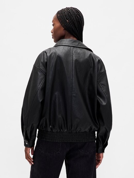 Chaqueta de cuero vegano de gran tamaño Chaqueta de cuero vegano de gran tamaño