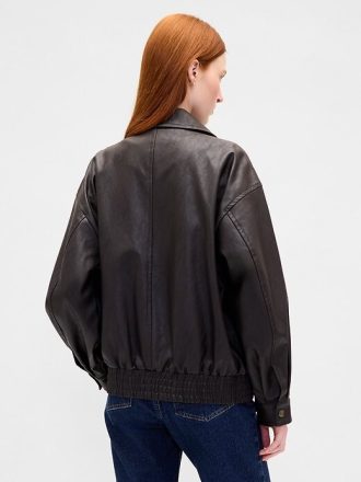 Chaqueta de cuero vegano de gran tamaño