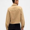Chaqueta vaquera corta