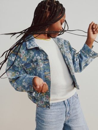 Chaqueta vaquera floral con mangas globo para niños