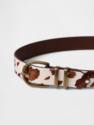 Cinturón de pelo de becerro con estampado de vaca