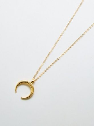 Collar de luna creciente de oro