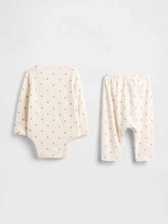 Conjunto de mono de bebé de hilado suave