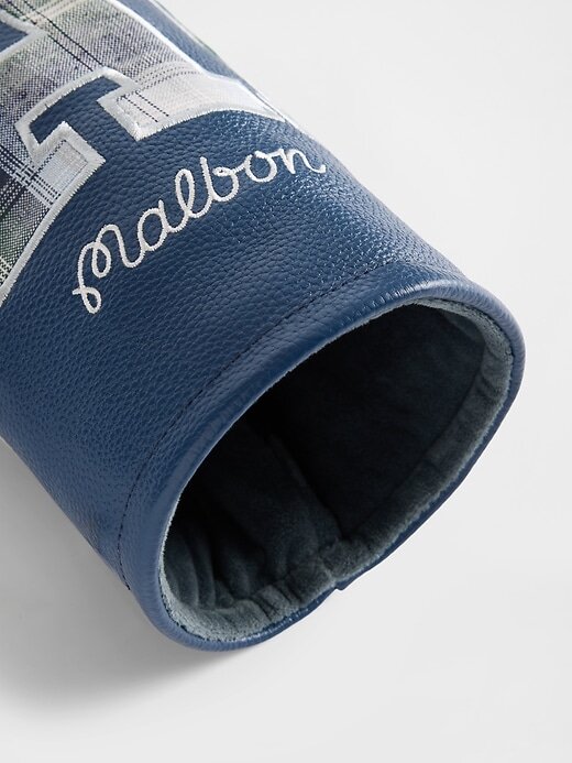 Cubierta del conductor con el logotipo de Gap × Malbon Cubierta del conductor con el logotipo de Gap × Malbon