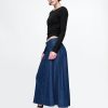 Falda midi vaquera con canesú estilo western Falda midi vaquera con canesú estilo western