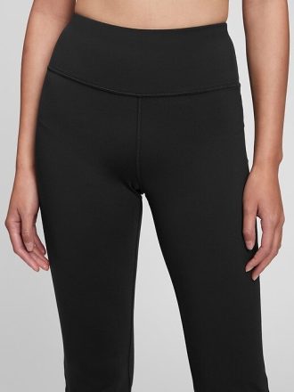 Leggings acampanados de tiro alto GapFit Sky