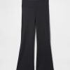 Leggings acampanados de tiro alto y suaves GapFit Leggings acampanados de tiro alto y suaves GapFit