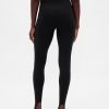 Leggings con estribos de tiro alto y suaves GapFit Leggings con estribos de tiro alto y suaves GapFit