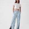 Pantalones anchos de mezclilla fáciles de usar Pantalones anchos de mezclilla fáciles de usar