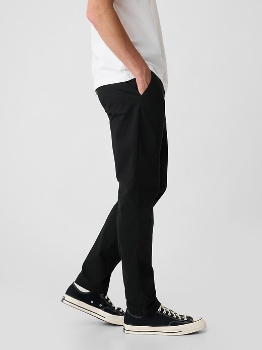 Pantalones caqui ajustados Pantalones caqui ajustados