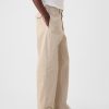 Pantalones caqui holgados modernos de los años 90 Pantalones caqui holgados modernos de los años 90