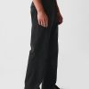 Pantalones caqui holgados modernos de los años 90 Pantalones caqui holgados modernos de los años 90