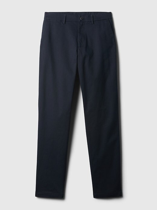 Pantalones caqui modernos con corte atlético Pantalones caqui modernos con corte atlético