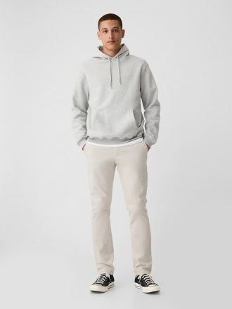 Pantalones caqui modernos de corte ajustado