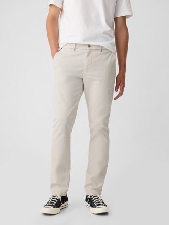 Pantalones caqui modernos de corte ajustado