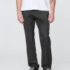 Pantalones caqui modernos de corte relajado Pantalones caqui modernos de corte relajado