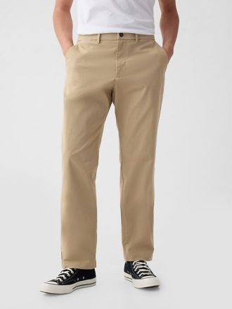 Pantalones caqui modernos de corte relajado