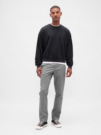 Pantalones caqui rectos modernos