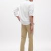 Pantalones caqui rectos modernos Pantalones caqui rectos modernos