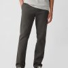 Pantalones caqui rectos modernos Pantalones caqui rectos modernos